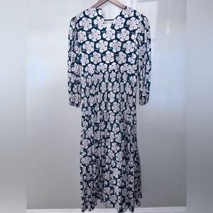 New HYACINTH HOUSE Long sleeve tired maxi - leaf print - Sz: Small Tuckernuck